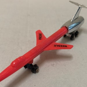 SpaceX Triang Spaceship Space Probe late 1960s play set Hong Kong plastic NEEDLE Probe Rocket Ship Spacecraft 5 1/16&quot; long vintage Recon 5&quot;