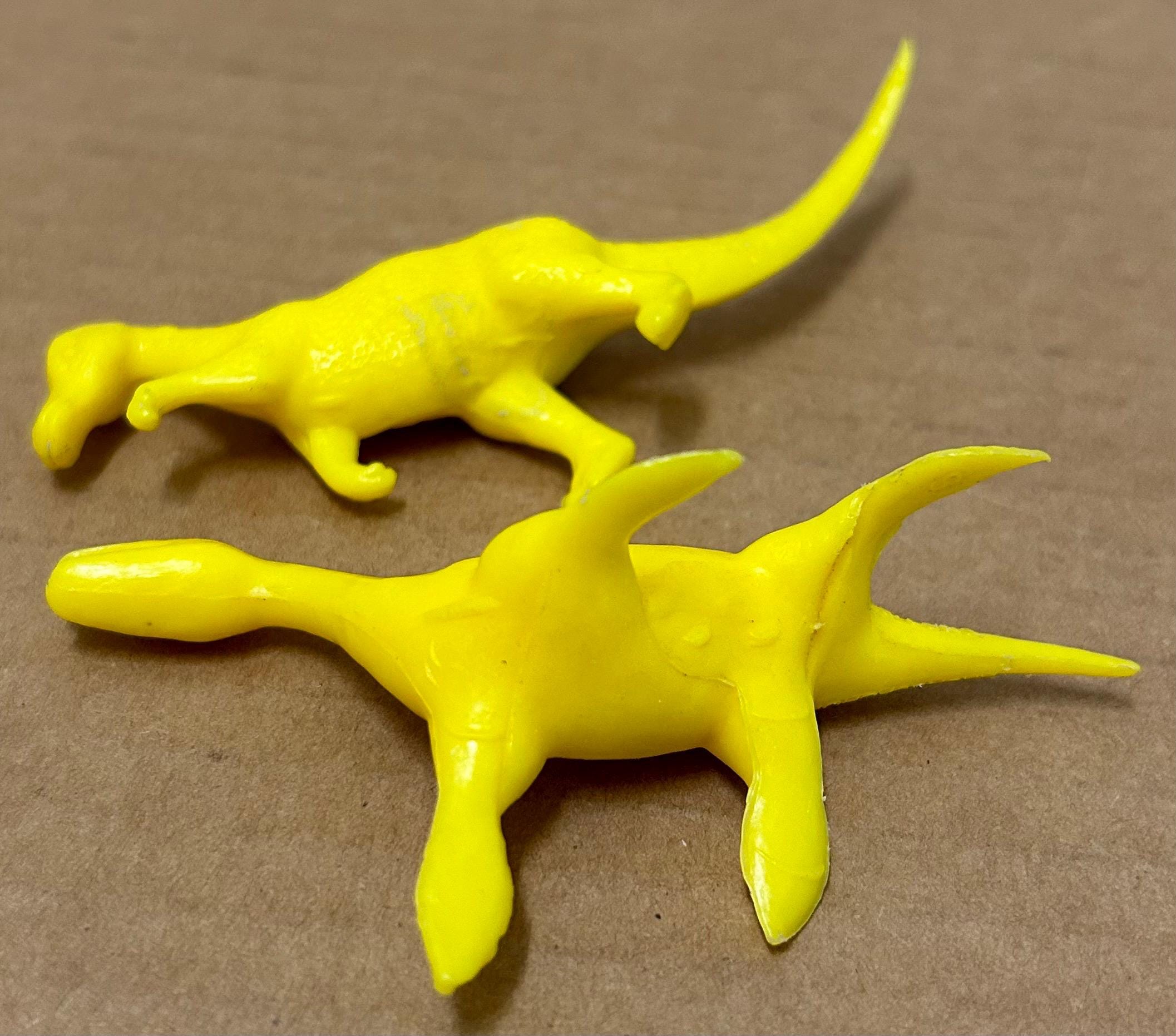 MPC Yellow Kronosaurus & Trachodon Lot of 2 Vintage Plastic Figure