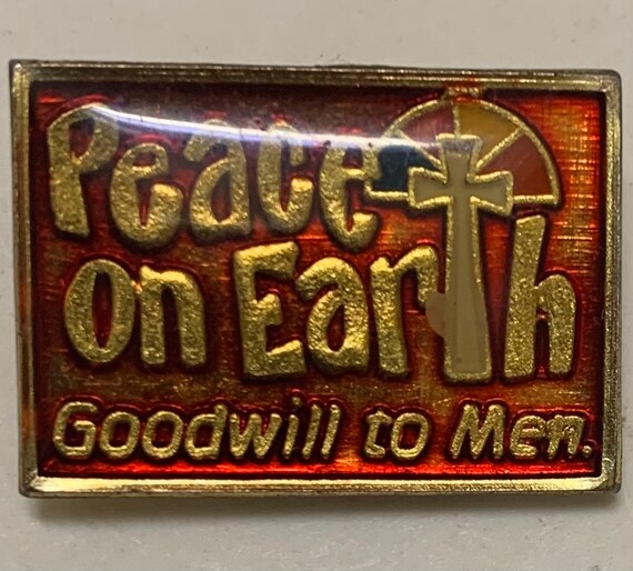 1980's Christmas Pin Peace on Earth Good Will Tow… - image 1
