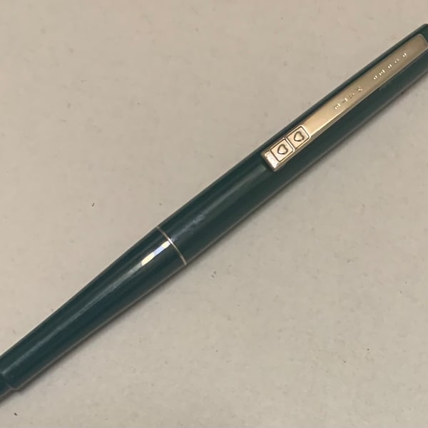 Paper Mate vintage Ninety-Eight Double Heart Ball Point Ink Pen Dark Green working early 1980s plastic click retro student school office