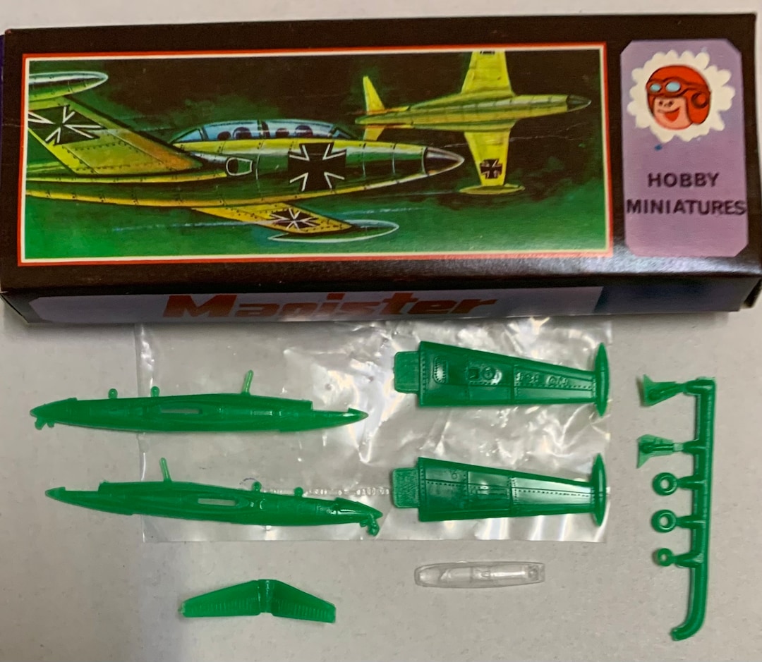 Hobby Miniatures Rare Plastic Mini Model Plane Kit Fouga CM 170