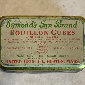 Symonds Inn Brand Tin Bouillon Cubes vintage rectangulaire Rexall Drug Store United Co Boston Mass prop curio pocket advertising ad 1 1/2 oz