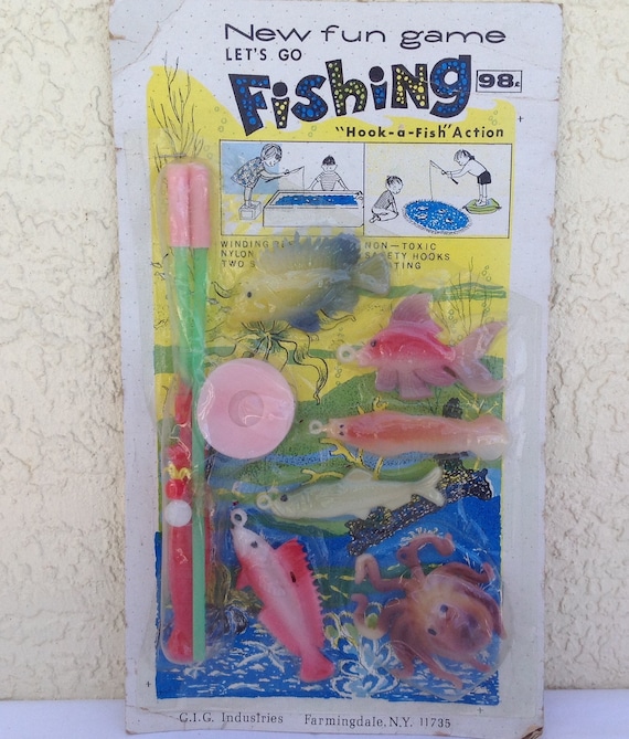 Buy Vintage Fishing Toy 1960's Plastic Play Set Dime Store New Fun Let's Go Fishing  USA Hook & Fish Action Reel Line Hook GIG Industries NIP New Online in  India 