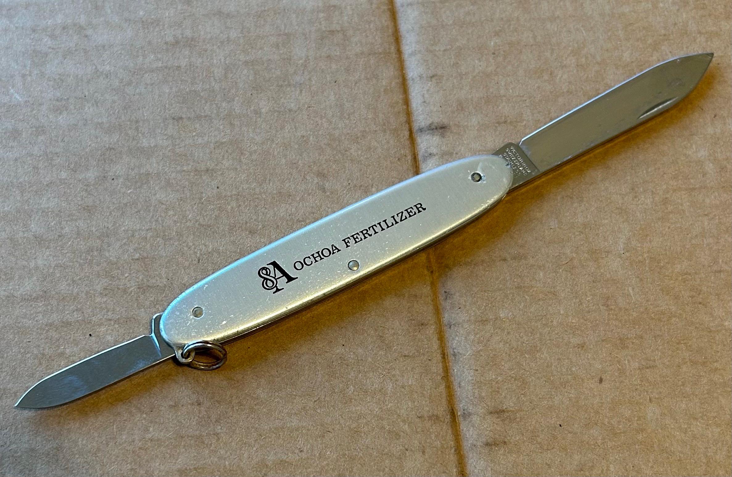 Victorinix Switzerland Knife 2 Blade Stainless Rostfrei Ads SA