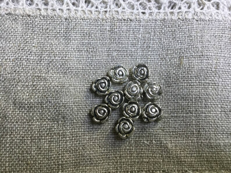 8 Pcs Rose Flower Metal Beads Antique BronzeSilverMix Color