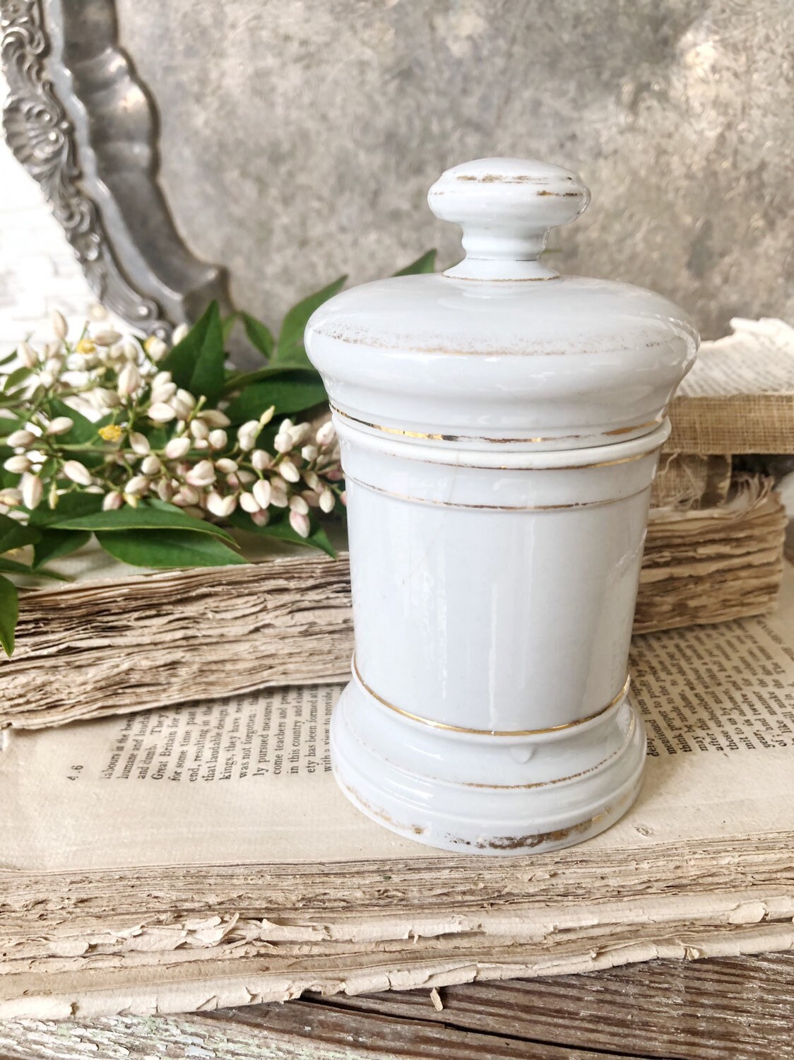 Antique White Ironstone Apothecary Jar with Lid Medicine Pharmacy Farmhouse Decor Fleamarket