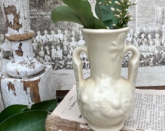 Vintage Creamy White Planter Vase Urn USA Container  Farmhouse Garden Decor MCM Pottery