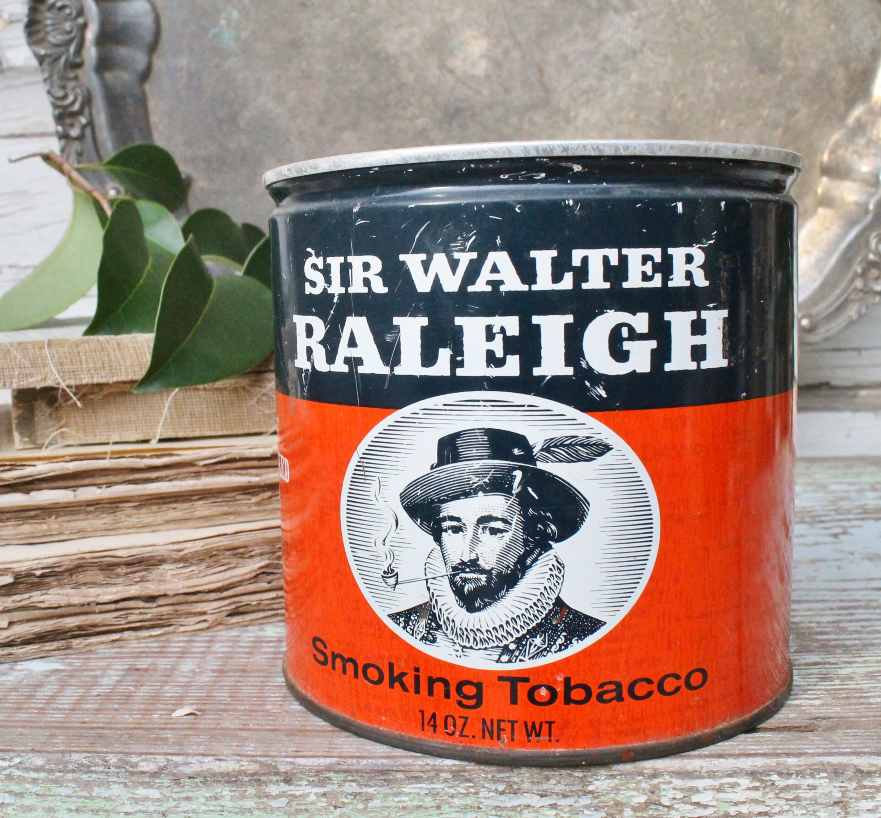 Vintage SIR WALTER RALEIGH Pipe Tobacco Tin Canister Box Farmhouse