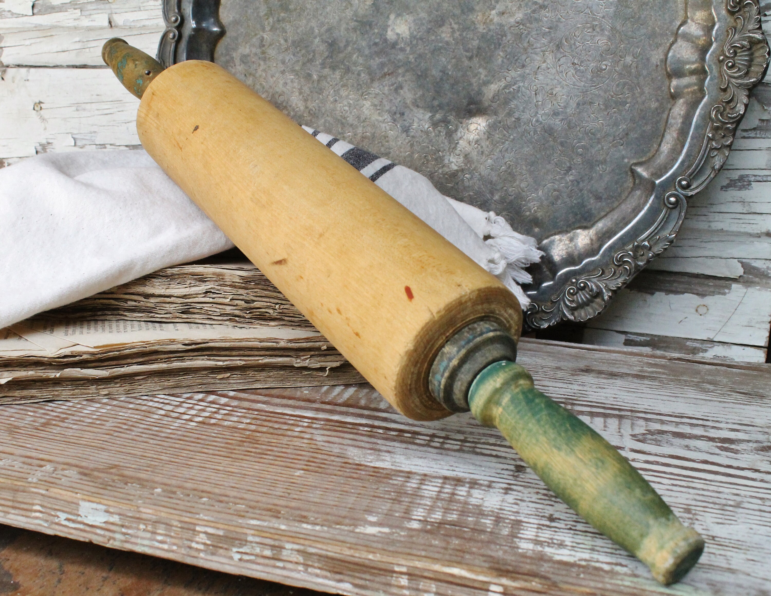 Antique Rolling Pin BLUE GREEN Wood Rolling Pin Farmhouse Decor Fixer