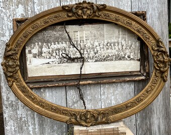 Antique Wooden Frame OVAL Gold Gilded Ornate Farmhouse Decor Gesso Primitive