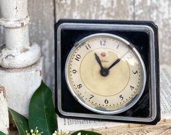 Vintage TELECHRON Metal Alarm Clock Black Farmhouse Decor Industrial Salvage Office USA