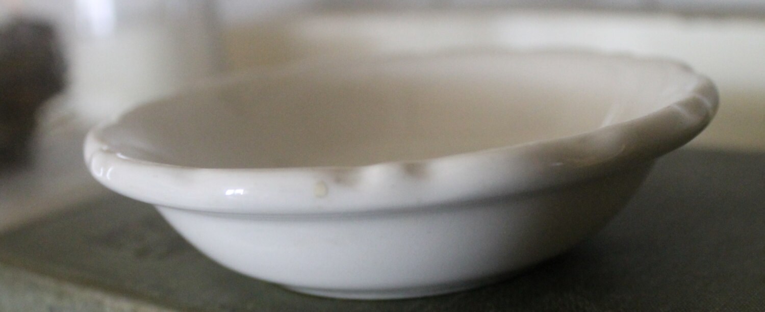 Vintage White Ironstone Bowl Scallop French SYRACUSE Farmhouse Decor