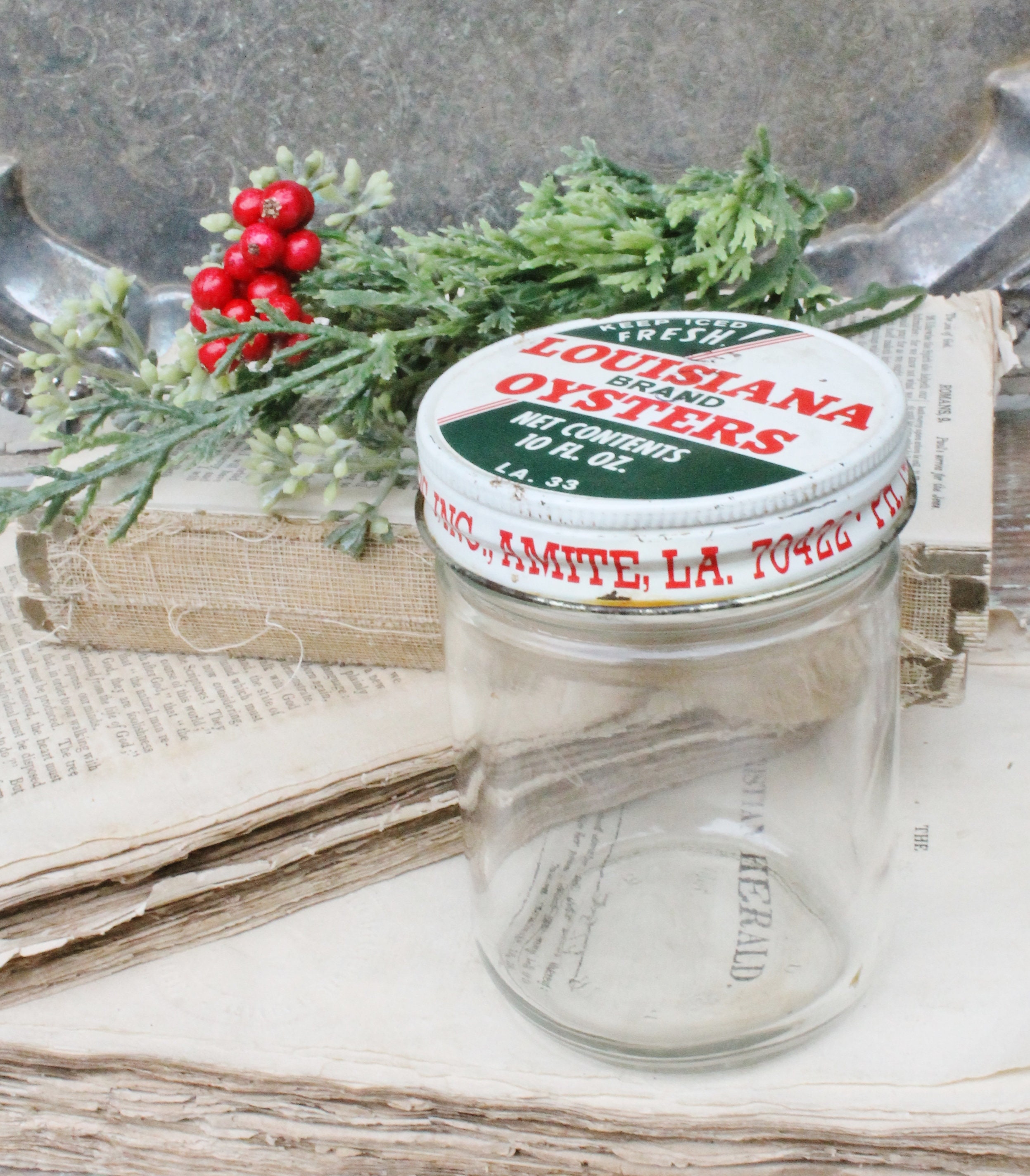 Vintage OYSTER Glass Jar with Lid RED GREEN Container Farmhouse Decor