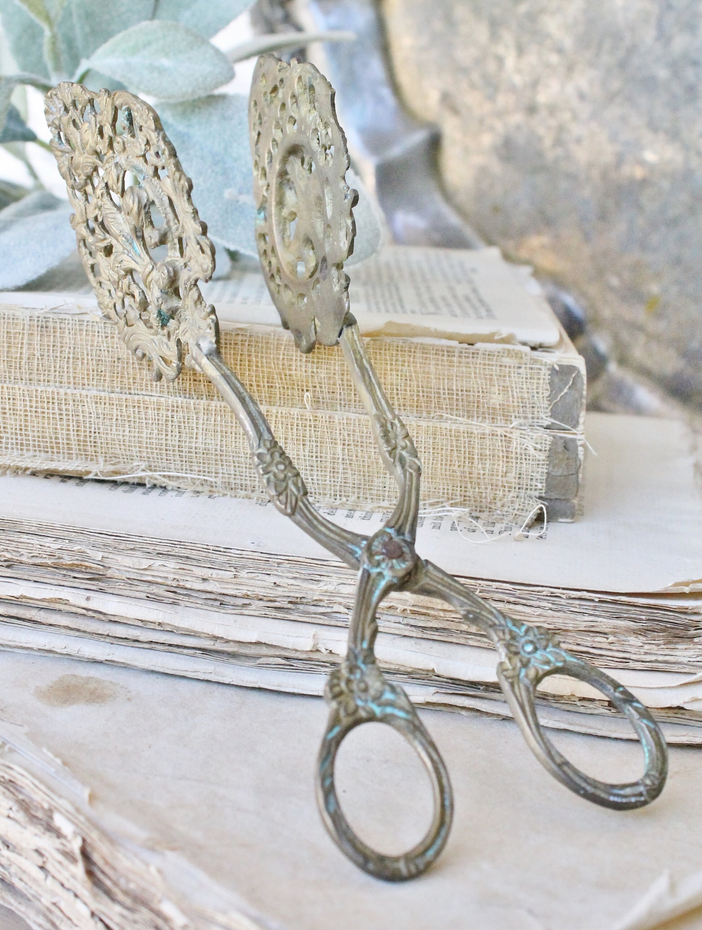 Antique BRASS Tongs SERVING French Country Chic Farmhouse Decor Fixer
