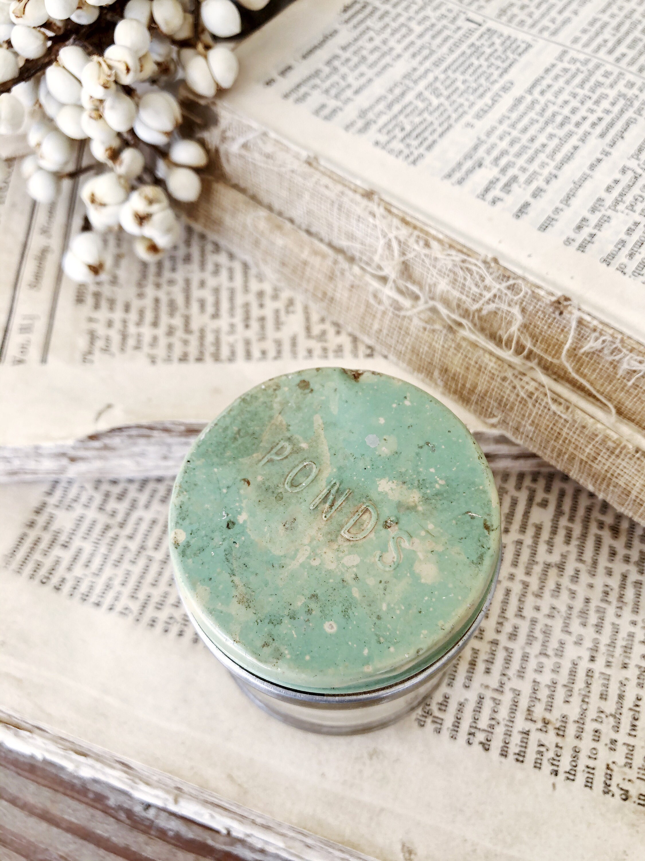 Vintage PONDS Glass Jar Vanity Jar with GREEN Lid Farmhouse Decor