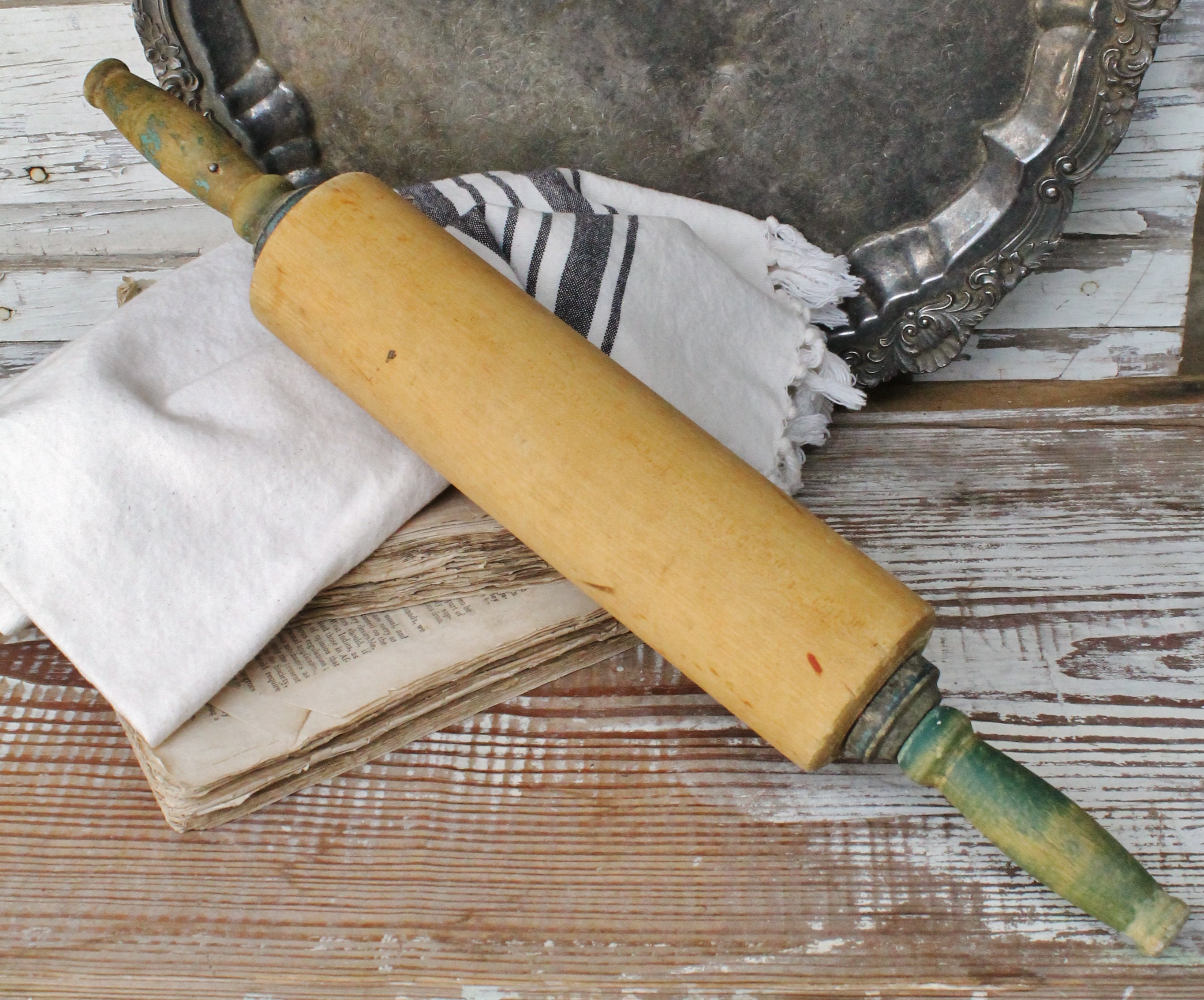 Antique Rolling Pin BLUE GREEN Wood Rolling Pin Farmhouse Decor Fixer