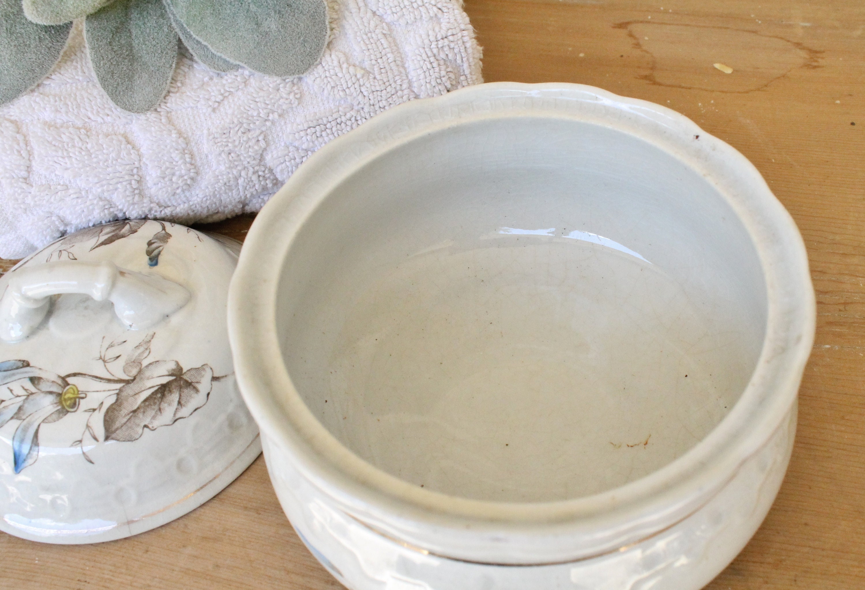 Antique White Ironstone Soap Dish Bowl with Lid French Farmhouse Decor Fixer Upper