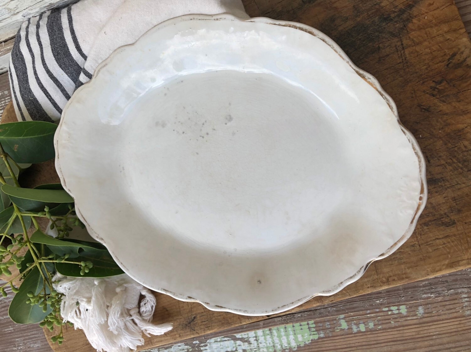 Antique White Ironstone Platter Oval Scallop Farmhouse Decor Grungy Crazing H R WYILLIE England