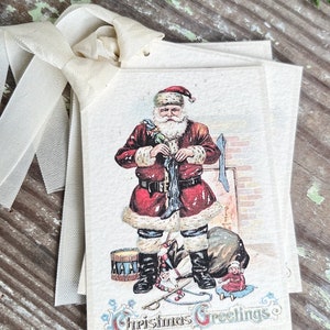 KERSTGROET KERSTMAN Speelgoedtas kerstcadeaukaartjes Vintage boerderij decorkaart Frans shabby cadeaupapier