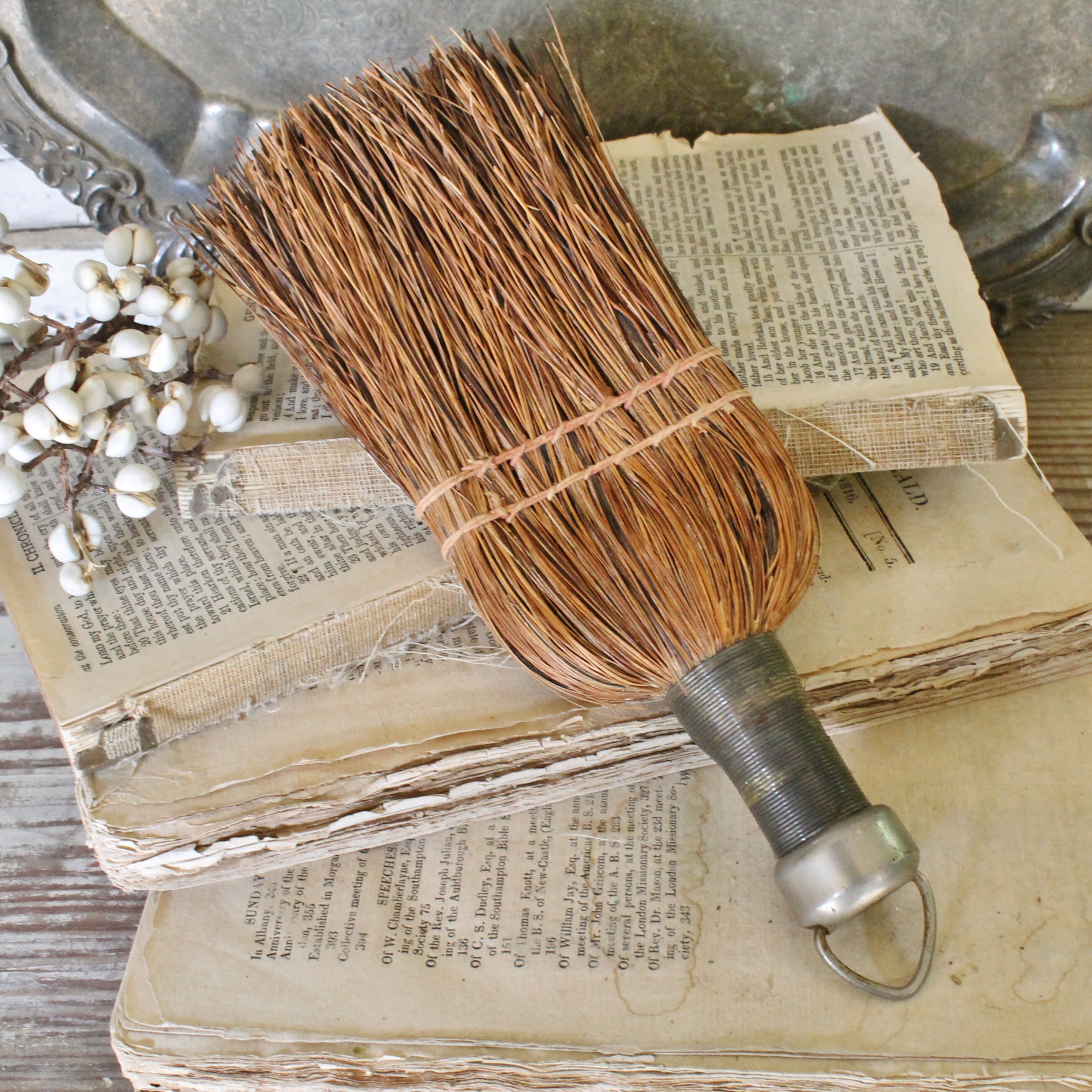 Vintage Whisk Broom Hand Straw Brush Farmhouse Decor Fixer Upper Decor