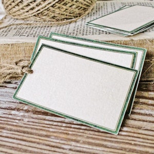 Etiquetas de presente vintage verdes, etiqueta de encomenda, decoração de Natal em estilo fazenda, etiqueta de cartão, etiqueta francesa, fixador superior, etiquetas de preço de loja, Natal primitivo