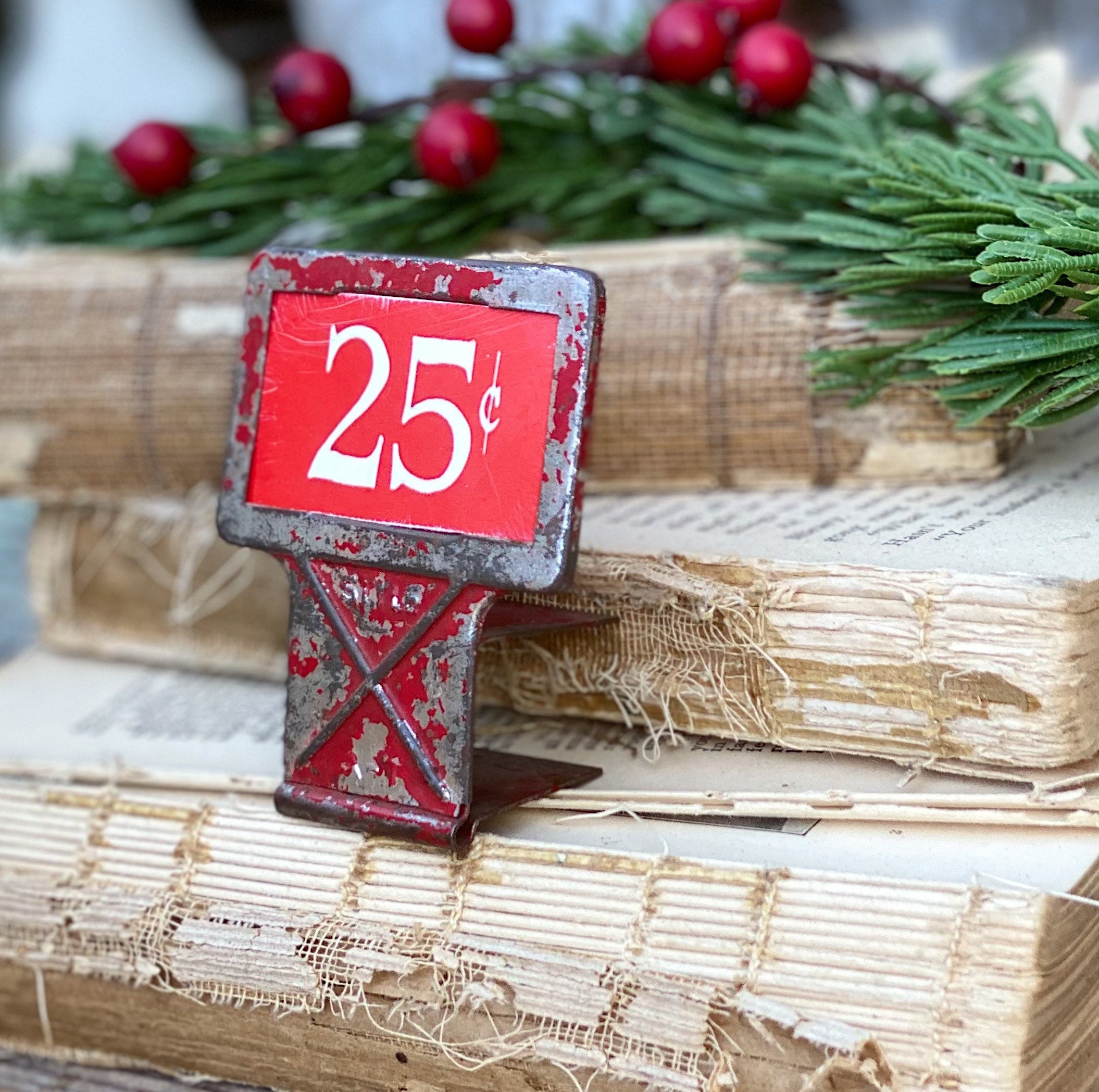 Vintage Metal Price Tag Holder RED 25 CENT Antique Mercantile Shelf Clip Numbers Industrial Sign