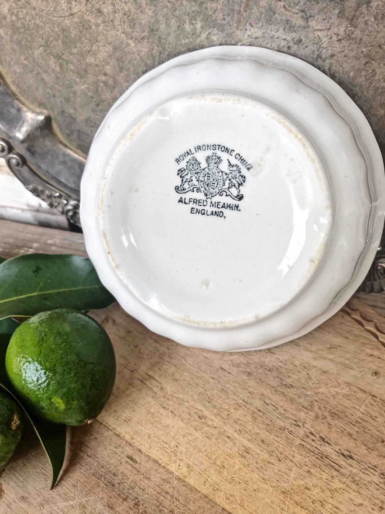 Antique White Ironstone Bowl Lady Finger Scallop ALFRED MEAKIN Bowl