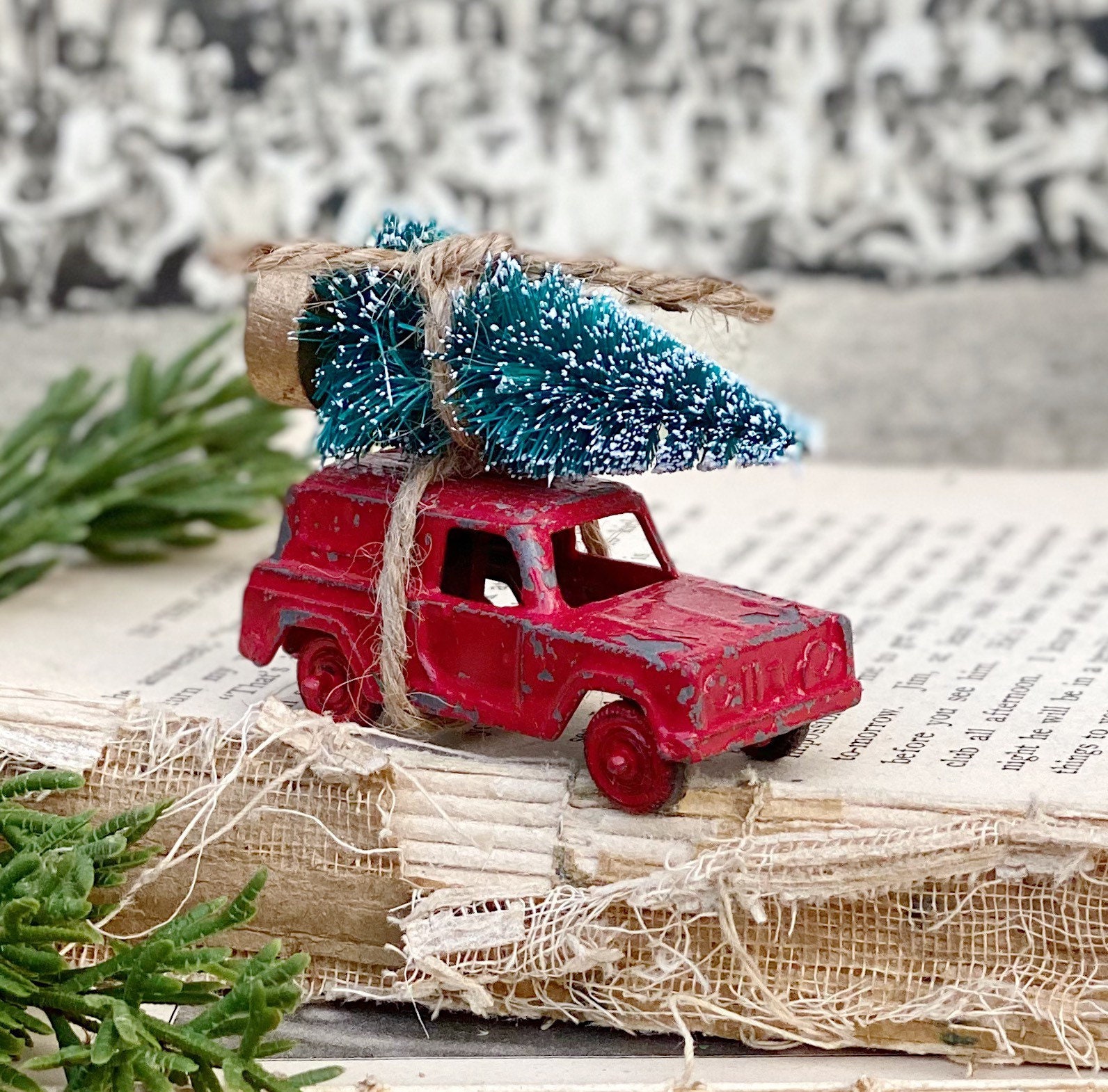 Christmas RED WAGONER With Flocked GREEN Bottle Brush Tree Vintage Toy