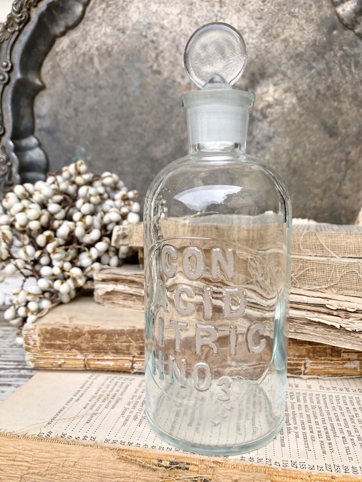 Antique Glass Apothecary Bottle with Stopper Pharmacy Farmhouse