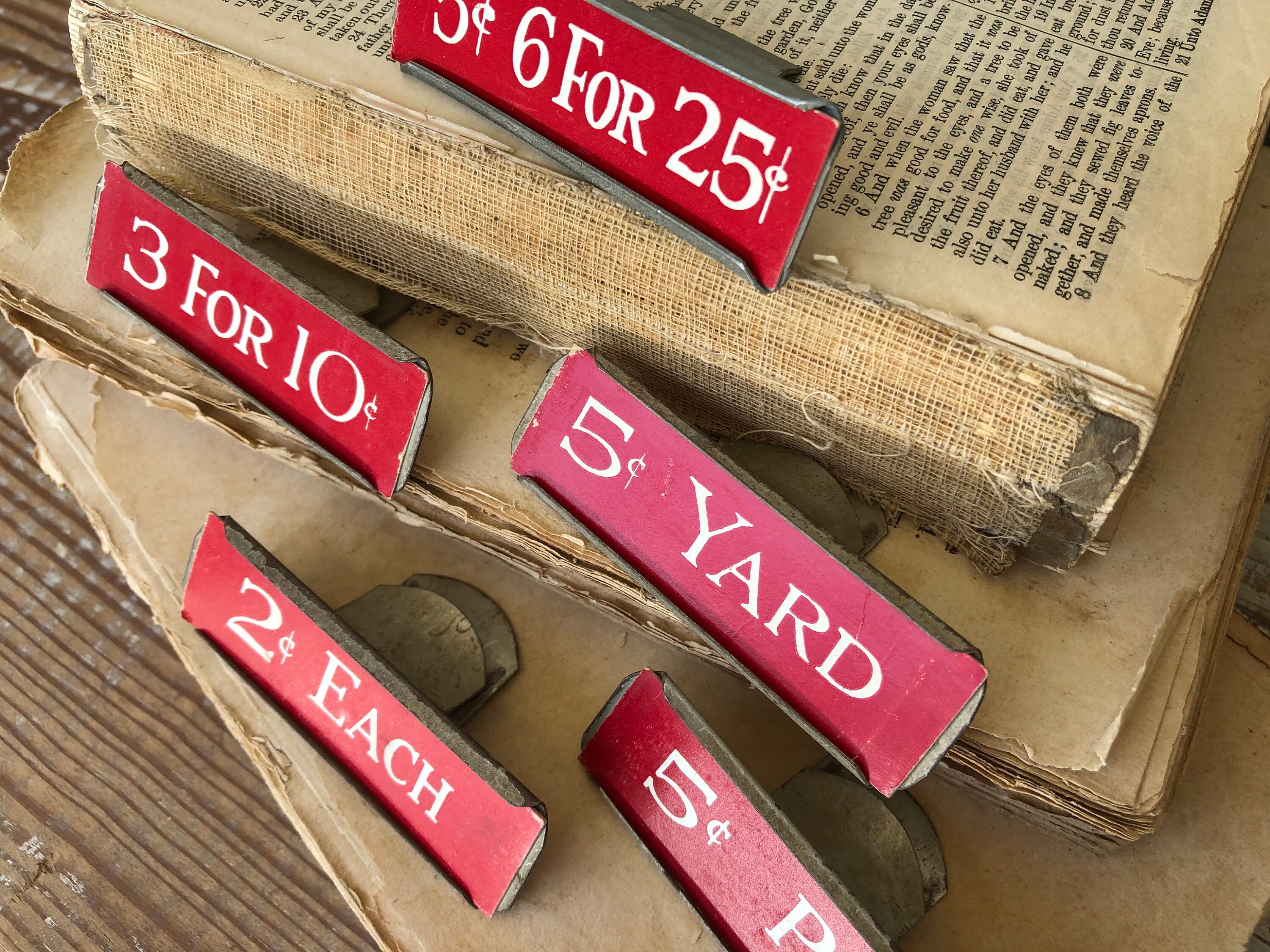 Vintage Metal Price Tag Holder RED Mercantile Shelf Clip Numbers Industrial Sign Farmhouse Decor