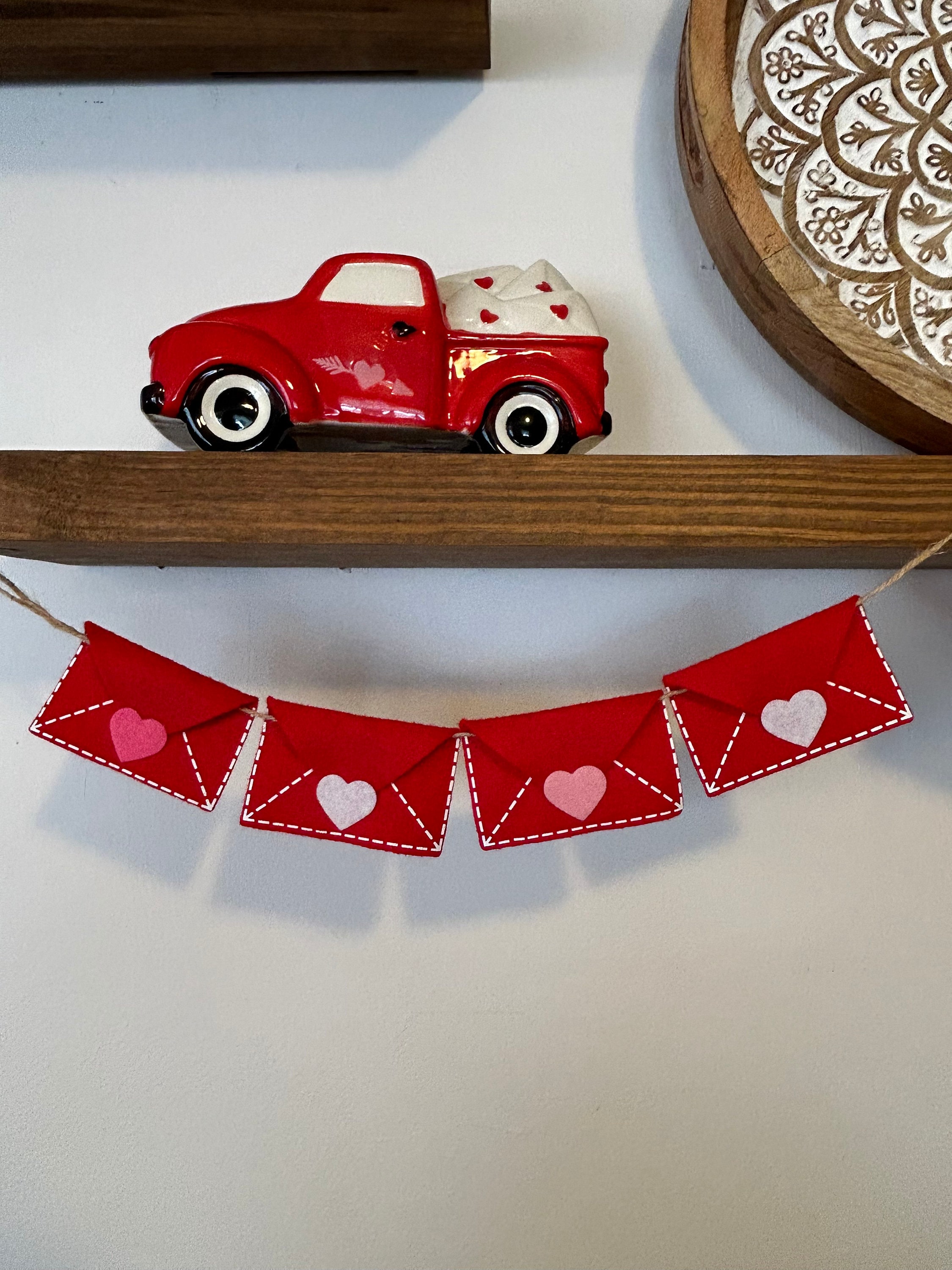 Valentine's Garland Love Notes Hearts Valentine's Day Decor