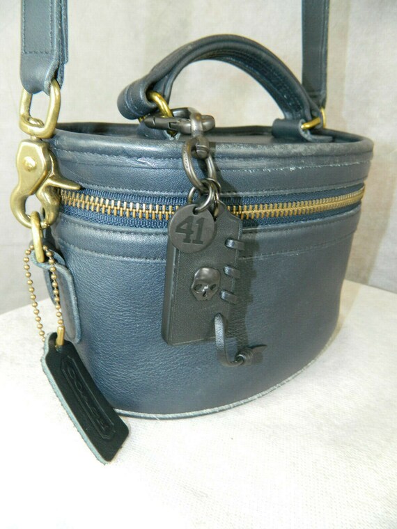 coach skull bag