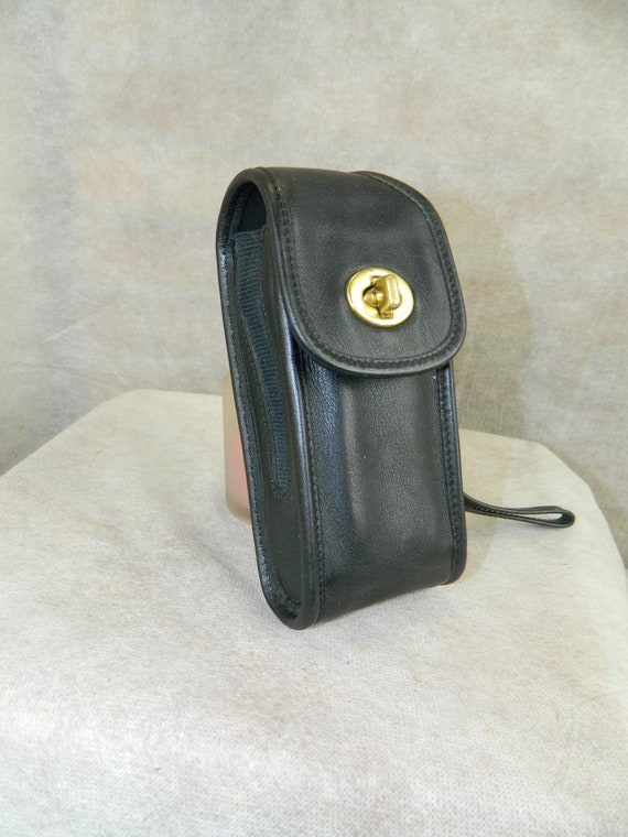 coach cell phone bag
