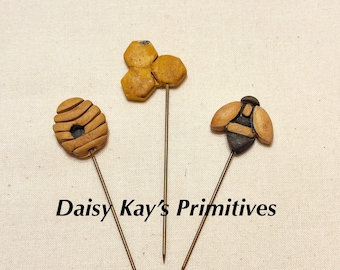 Counting Marking Pins Charms | Bee Hive Honeycomb | Cross Stitch Cushion Pin Keep Pillow Tuck