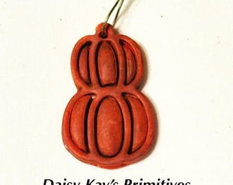 Charm Pin | Pumpkins | Fall Halloween | Cross Stitch Accessory Embellishment