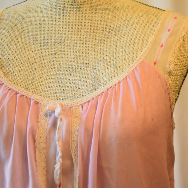 Vintage Pale Pink Nightie Nightgown with Diamonds