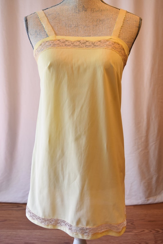 Vintage Pale Yellow Nightie