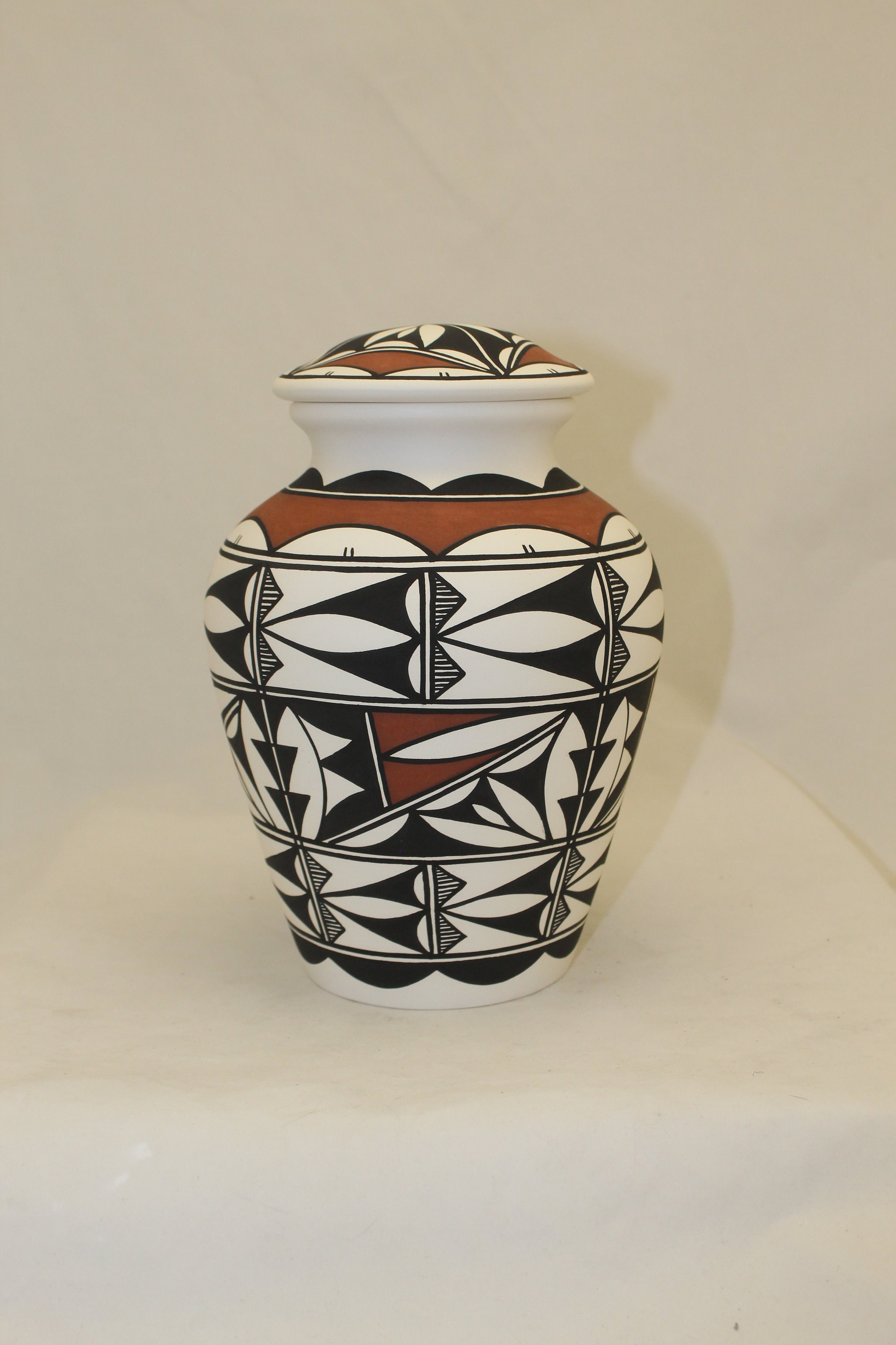 Hand Painted Native American Ceramic Jar with Lid, Adult Cremation Urn for Human Ashes, Native