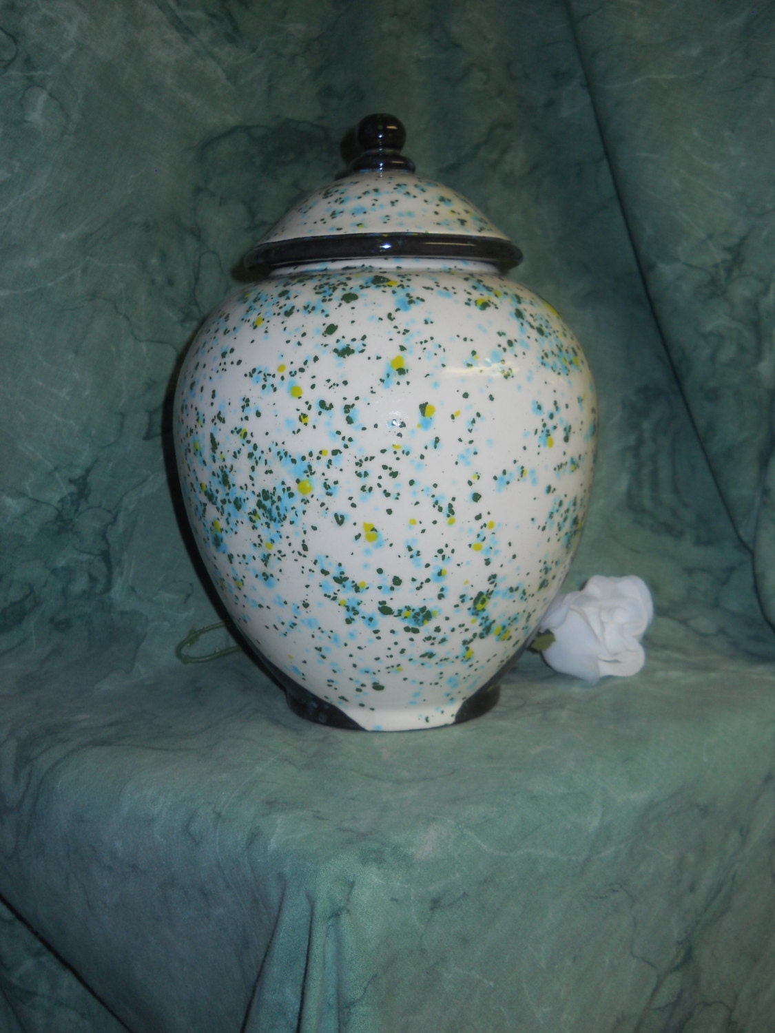 Black and White Cremation Urn, Extra Large Ceramic Jar with Lid, Urn