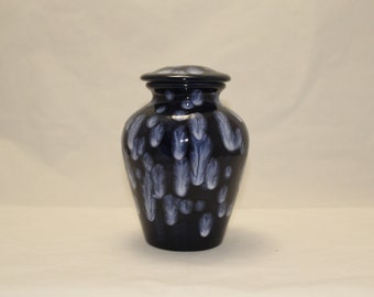 Small Cremation Urn