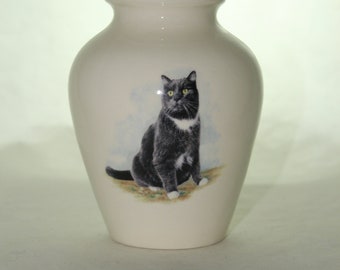 Black and White Cat on Ceramic Jar with Lid, Small Cremation Urn, Keepsake Urn, Baby or Infant Urn. Handmade small Pet Urn