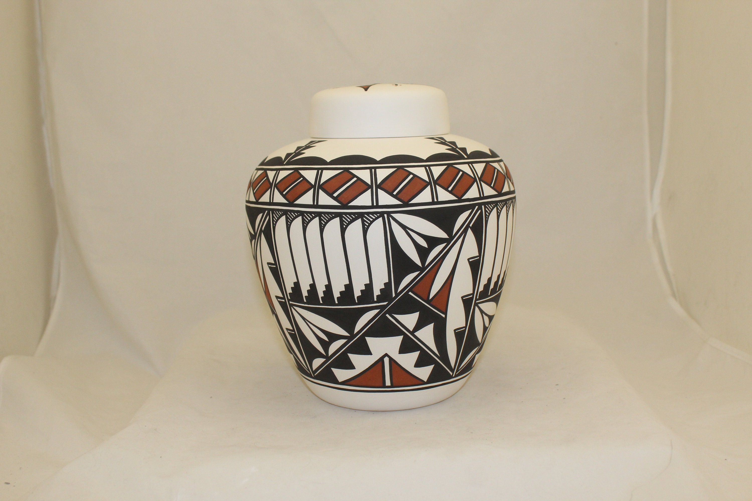 Native American Extra Large Urn for Human Ashes, Extra Large Jar with Lid, Hand Made Pottery