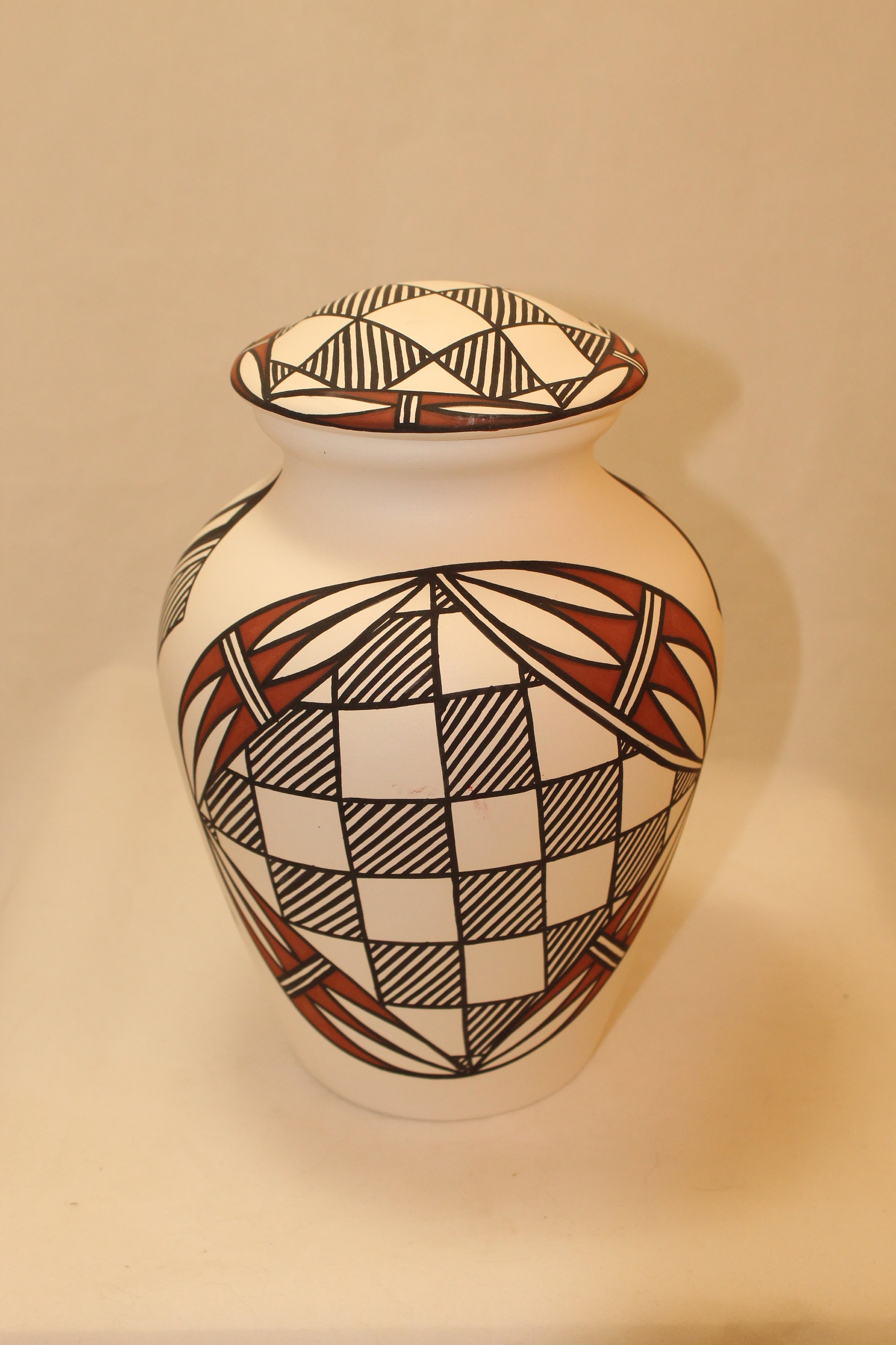 Native American Ceramic Jar With Lid Decorative Urn For Ashes