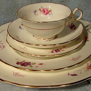 Royal Cauldon Shrewsbury 5 Piece China Place Setting