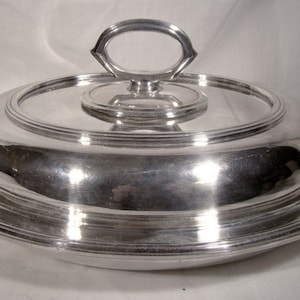 English Silver Plate Oval Entree Dish 1930s