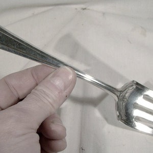 Rogers Salem 8&quot; Silver Plated Small Solid Cold Meat Serving Fork 1915