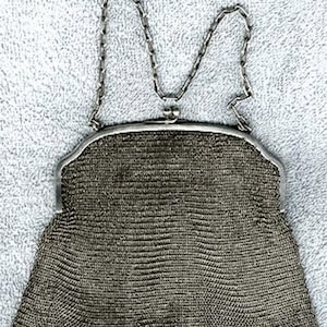 Edwardian Sterling Silver Mesh Purse Handbag 1900 1910 Antique Chain Handle