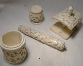 4 Hand Carved Bone Sewing Implements 1890-1900