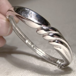 Nina Ricci Hinged Rhodium Plated Bangle Bracelet 1980s