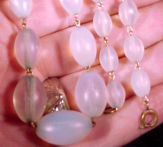 Antique Edwardian Opalescent Glass Graduated Bead… - image 2